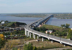 ponte ferroviária sobre o rio Amur - ferrovias da Rússia