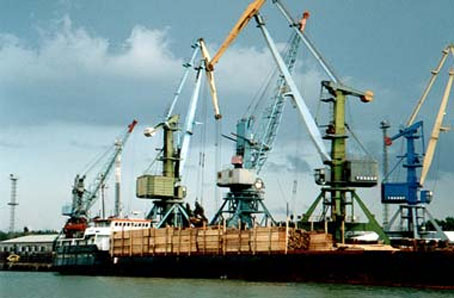 portos marítimos da Rússia - porto de Yeisk no Mar de Azov