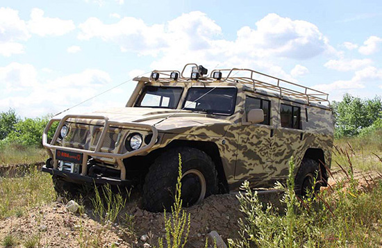 veículo russo para todo o terreno - Tiger