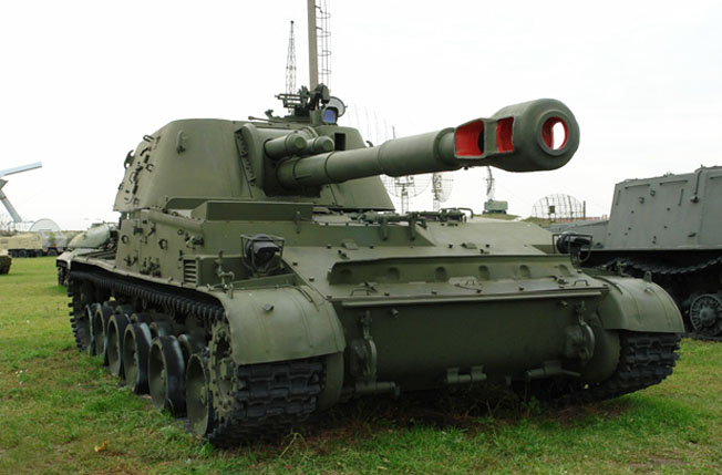 veículos blindados de combate da Rússia - artilharia autopropulsionada russa Akatsia