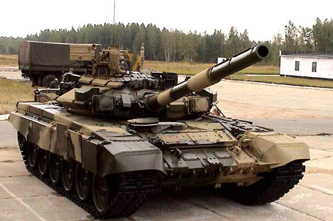 veículos blindados de combate da Rússia - tanque russo T-90