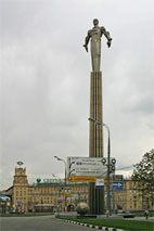 monumento ao primeiro cosmonauta Yuri Gagarin em Moscou