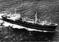 crise Caribenha - navio soviético transporta mísseis em Cuba