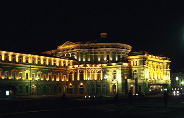 cultura da Rússia - o teatro Mariinski em São Petersburgo