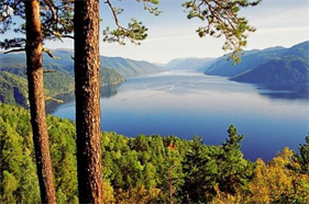 Federação da Rússia - República de Altai - o lago Teletskoe