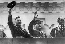 Stalin no desfile na Praça Vermelha