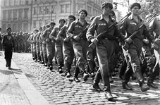 Primavera de Praga - entrada das tropas soviéticas na Checoslováquia