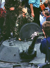 Golpe de Agosto - tanques em Moscou