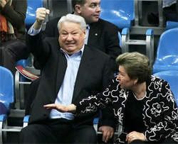 história da Rússia moderna - Boris Iéltsin com sua esposa