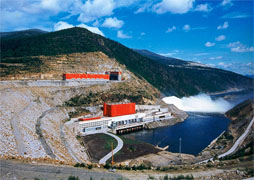 usina hidrelétrica de Kolyma na Região de Magadan - Rússia